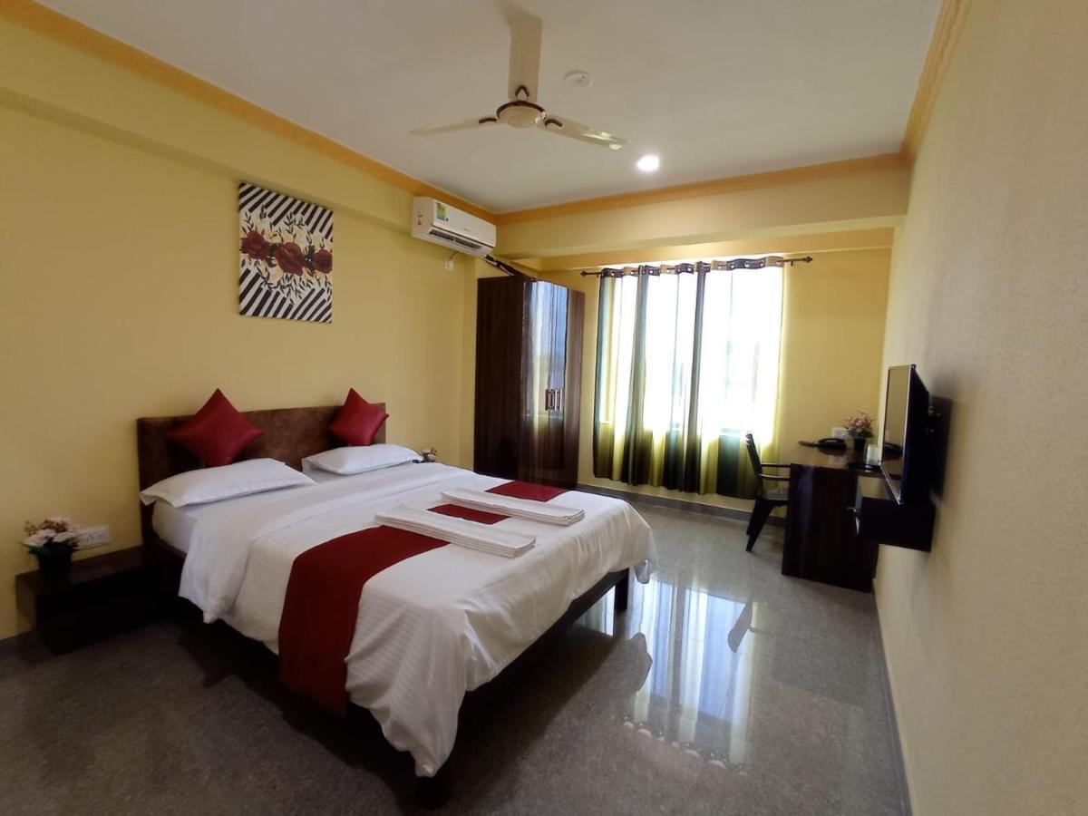 Brit'S Palace Goa Agacaim エクステリア 写真