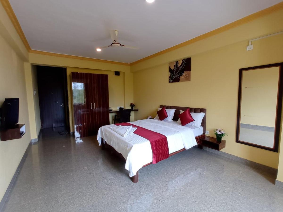 Brit'S Palace Goa Agacaim エクステリア 写真